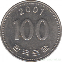 Монета. Южная Корея. 100 вон 2001 год.
