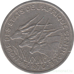 Монета. Центральноафриканский экономический и валютный союз (ВЕАС). 50 франков 1976 год. (Чад - А).
