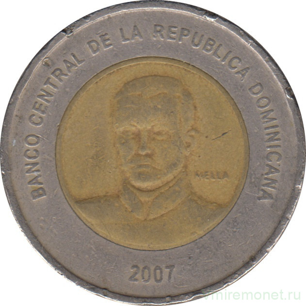 Монета. Доминиканская республика. 10 песо 2007 год.