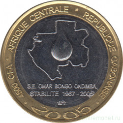 Монета. КФА ВЕАС. Габон. 4500 франков 2005 год.  Омар Бонго. Стабильность 1967 - 2005.