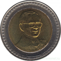Монета. Тайланд. 10 бат 2006 (2549) год. 60 лет коронации Рамы IX.