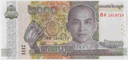 Банкнота. Камбоджа. 2000 риелей 2022 год. Тип W67A.