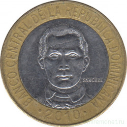 Монета. Доминиканская республика. 5 песо 2010 год.