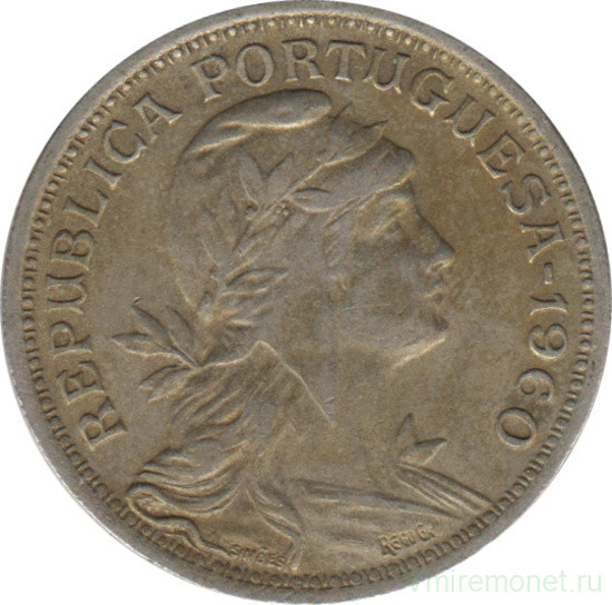 Монета. Португалия. 50 сентаво 1960 год.