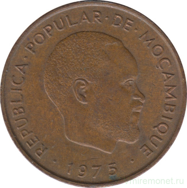 Монета. Мозамбик. 10 сентимо 1975 год.