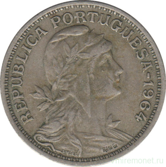 Монета. Португалия. 50 сентаво 1964 год.
