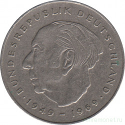 Монета. ФРГ. 2 марки 1981 год. Теодор Хойс. Монетный двор - Мюнхен (D).