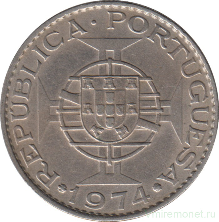 Монета. Мозамбик. 10 эскудо 1974 год.