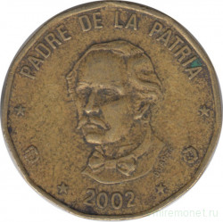 Монета. Доминиканская республика. 1 песо 2002 год.