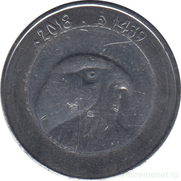Монета. Алжир. 10 динаров 2018 (1439) год.