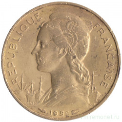Монета. Реюньон. 20 франков 1955 год.