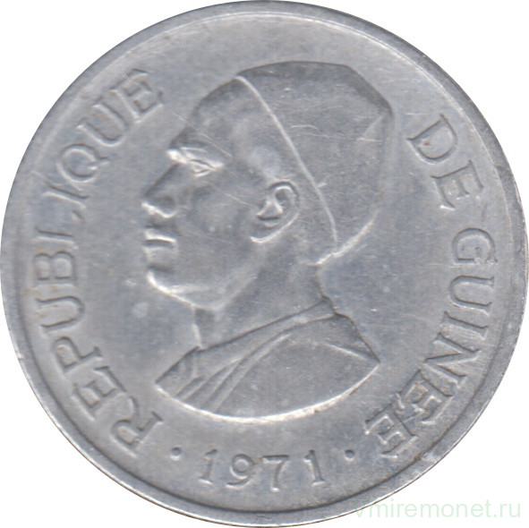 Монета. Гвинея. 2 сили 1971 год.