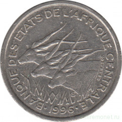 Монета. Центральноафриканский экономический и валютный союз (ВЕАС). 50 франков 1996 год.