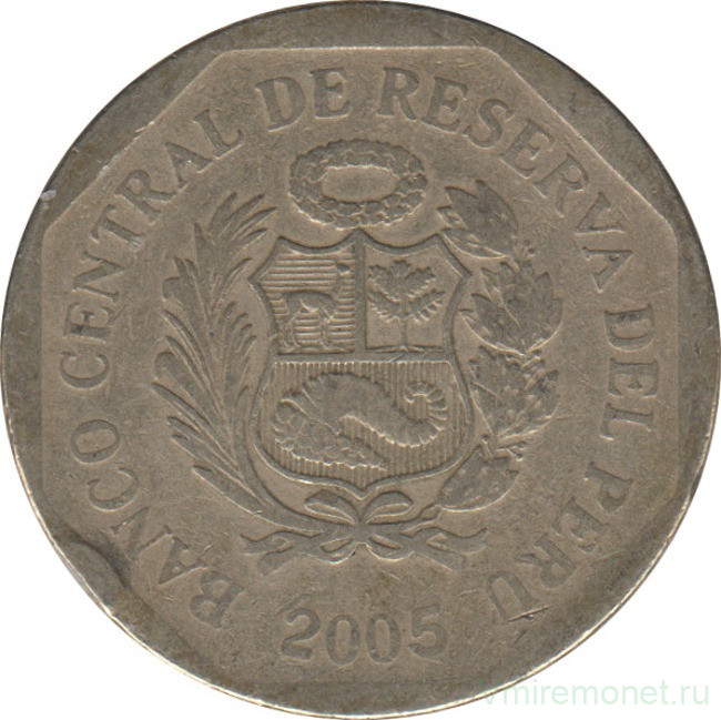 Монета. Перу. 1 соль 2005 год.