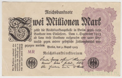 Банкнота. Германия. Веймарская республика. 2 миллиона марок 1923 год. Водяной знак - рубящие звёзды. Без серийного номера.