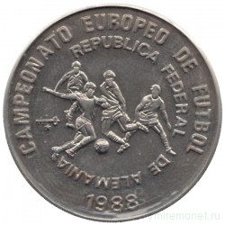Монета. Куба. 1 песо 1988 год. Чемпионат Европы по футболу 1988, ФРГ.  Удар.
